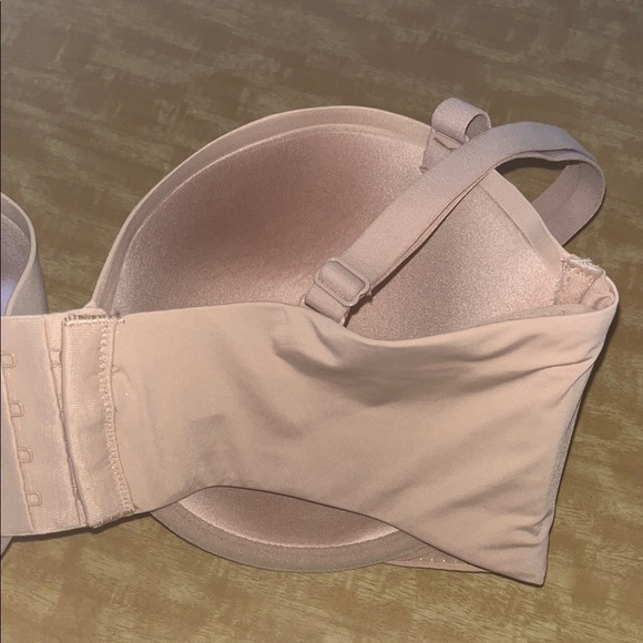 GapBody Tshirt multi wear strapped Tan Underwire Bra NWT 36D - Picture 7 of 11